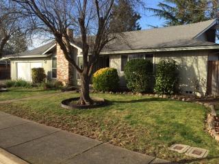 2529 Delmar Way, Medford, OR