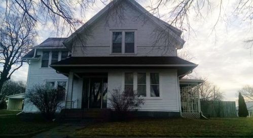 109 Walnut St, Avoca, IA